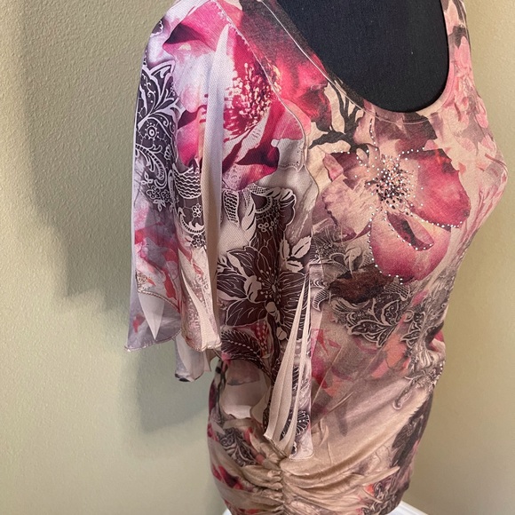 Women’s floral ESPRESSO blouse with studs.  Size S - Picture 7 of 8
